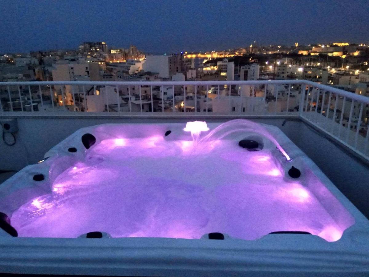 Wonderful Apartments With Shared Jacuzzi And Panorama Rooftop Gzira Exterior photo