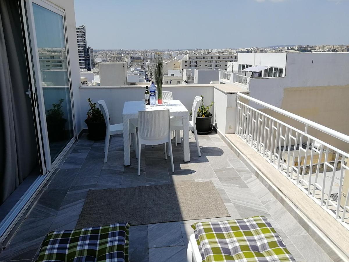 Wonderful Apartments With Shared Jacuzzi And Panorama Rooftop Gzira Exterior photo