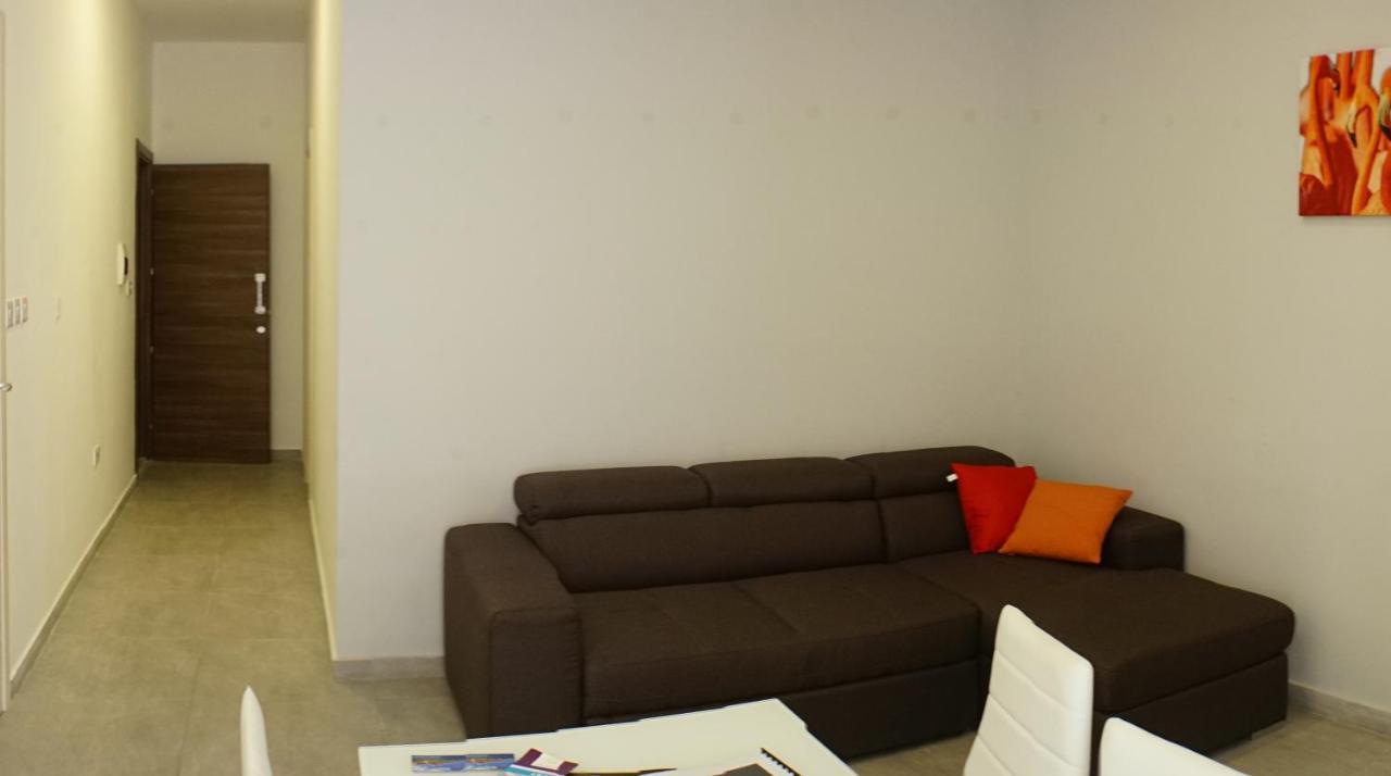 Wonderful Apartments With Shared Jacuzzi And Panorama Rooftop Gzira Exterior photo