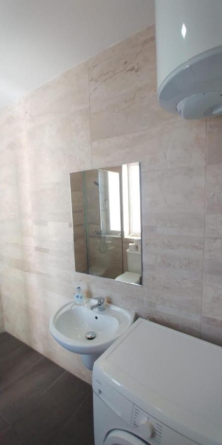 Wonderful Apartments With Shared Jacuzzi And Panorama Rooftop Gzira Exterior photo