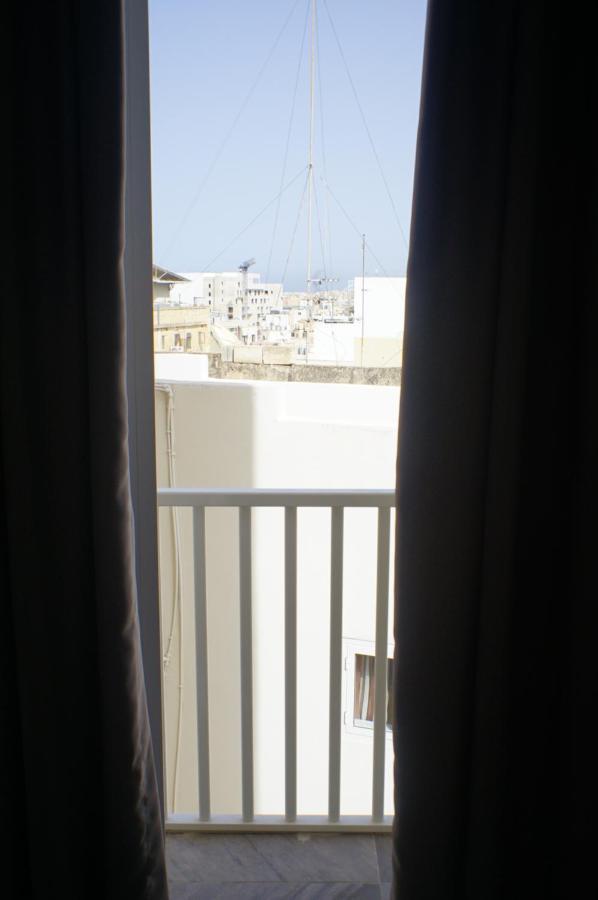 Wonderful Apartments With Shared Jacuzzi And Panorama Rooftop Gzira Exterior photo