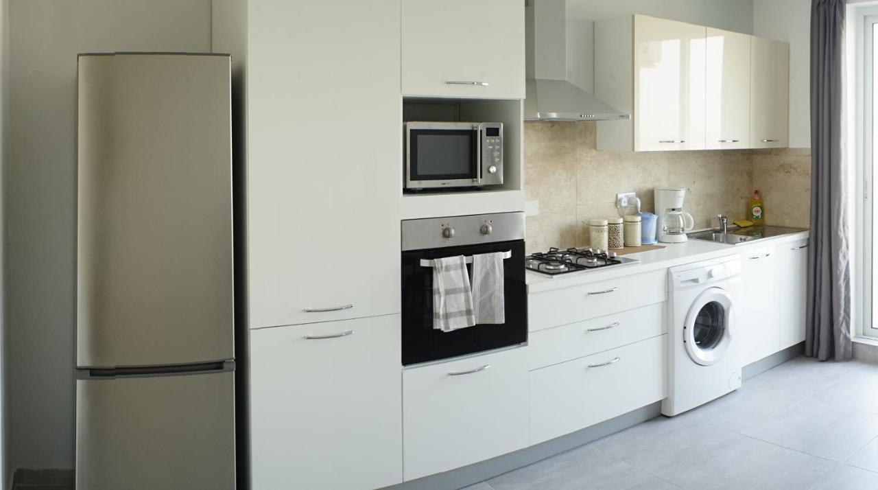 Wonderful Apartments With Shared Jacuzzi And Panorama Rooftop Gzira Exterior photo