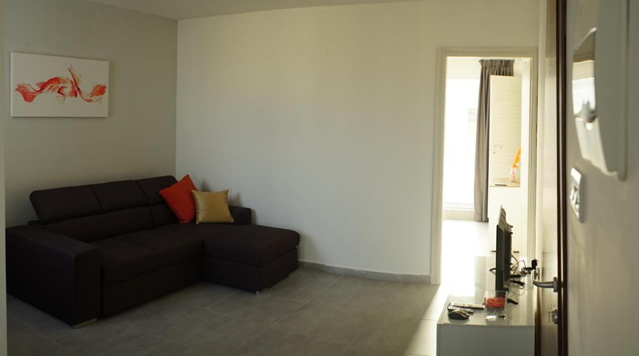 Wonderful Apartments With Shared Jacuzzi And Panorama Rooftop Gzira Exterior photo
